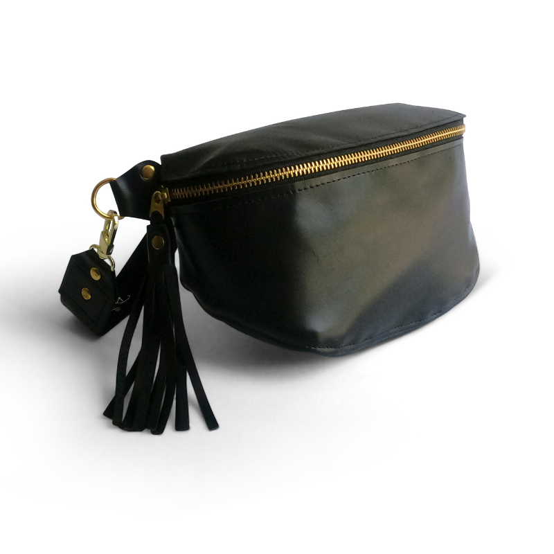 Britt Sling Bag | Black