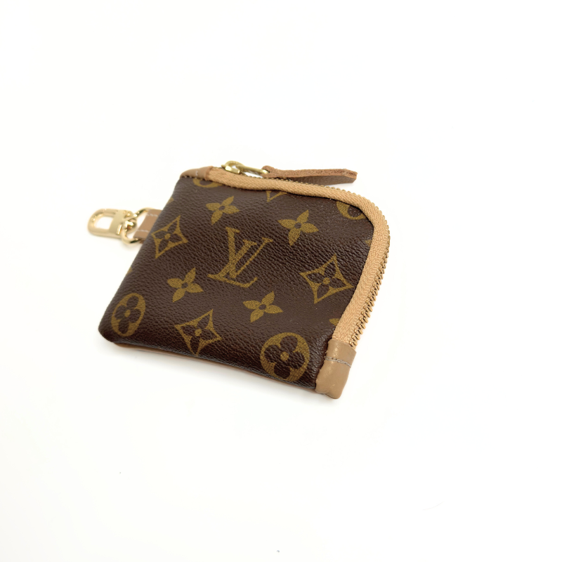 Penny Keychain Wallet In Leather | Upcycled Gucci & LV