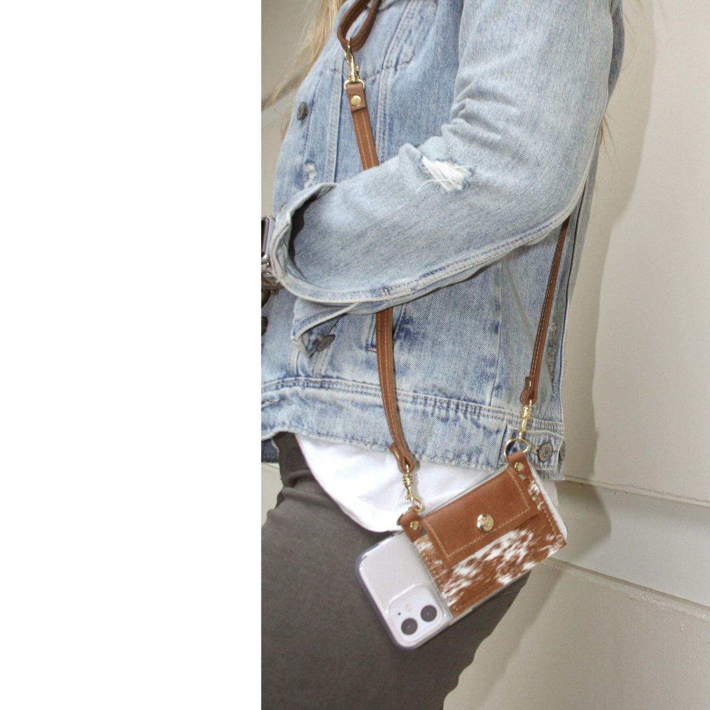 Eva Phone Wallet In Cognac Leather | Brown+White (Pre Made)