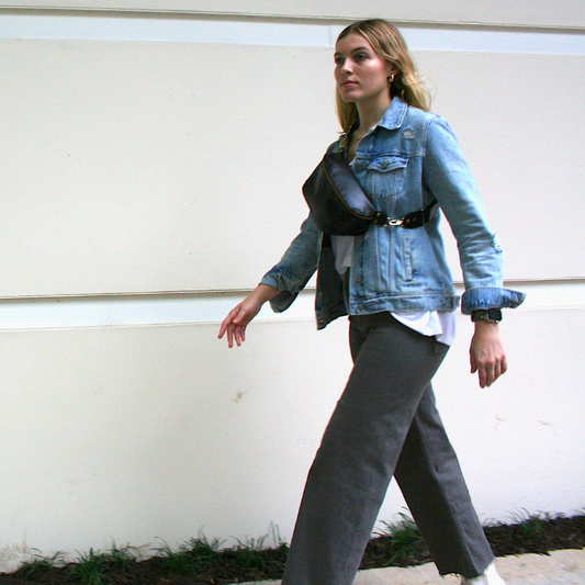 Britt Belt Bag In Black Leather (Pre Made)